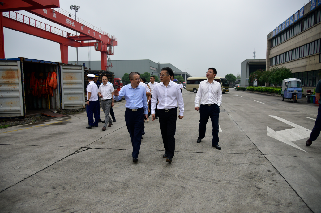 金凯副市长带队督查国庆前安全生产工作、 疫情防控工作